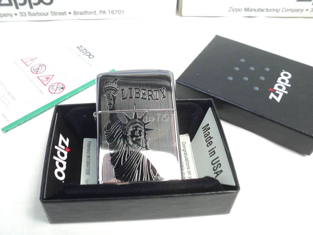 NỮ THẨN TỰ DO ' LIBERTY / Zippo Mỹ, zin a - z