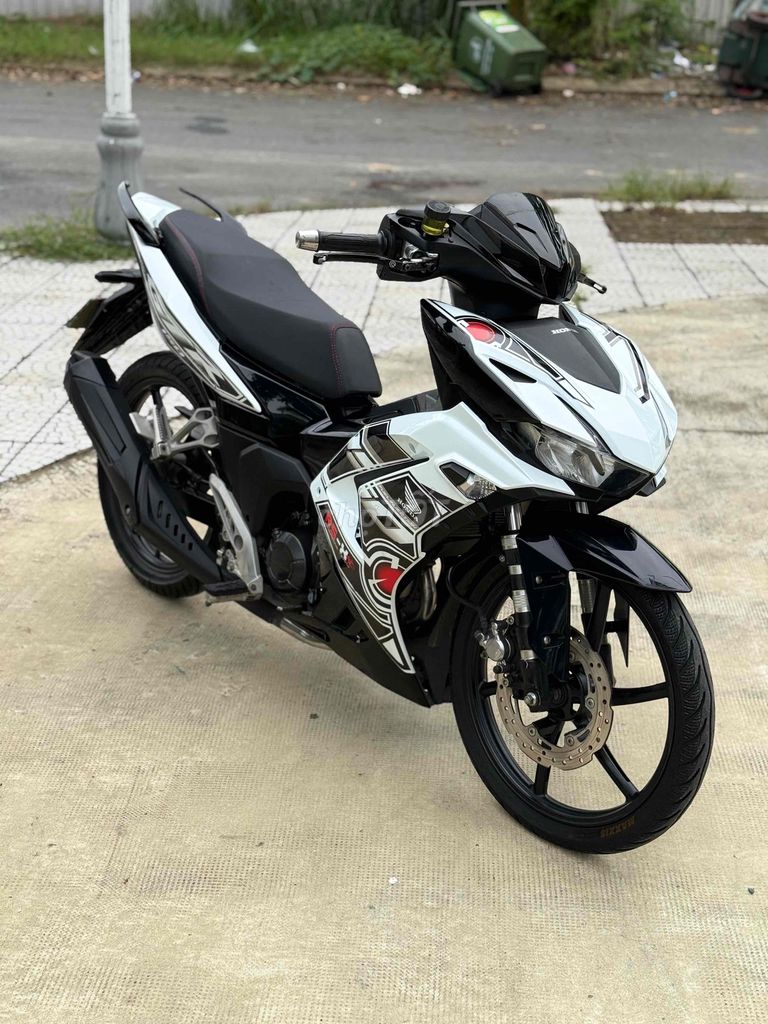 Honda Winner V3 Smartkey  máy zin Full đồ chơi. Mua bán Xe máy tại Quận Cẩm Lệ Đà Nẵng được đăng bởi Xe Máy Đức Vũ 658 Trần Cao Vân hình 7