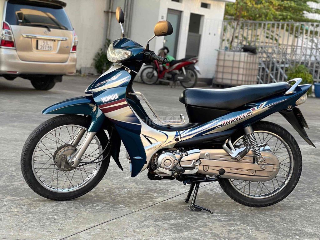 Yamaha Jupiter V 2005 Xanh dương. Mua bán Xe máy tại Quận Bình Tân Tp Hồ Chí Minh được đăng bởi BÙI TIẾN DŨNG hình 5