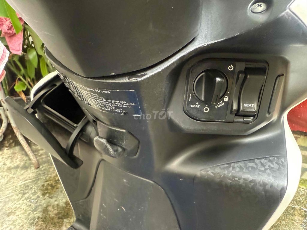 víison đời 2024. Mua bán Xe máy tại Quận 1 Tp Hồ Chí Minh được đăng bởi Tuan Tran hình 4