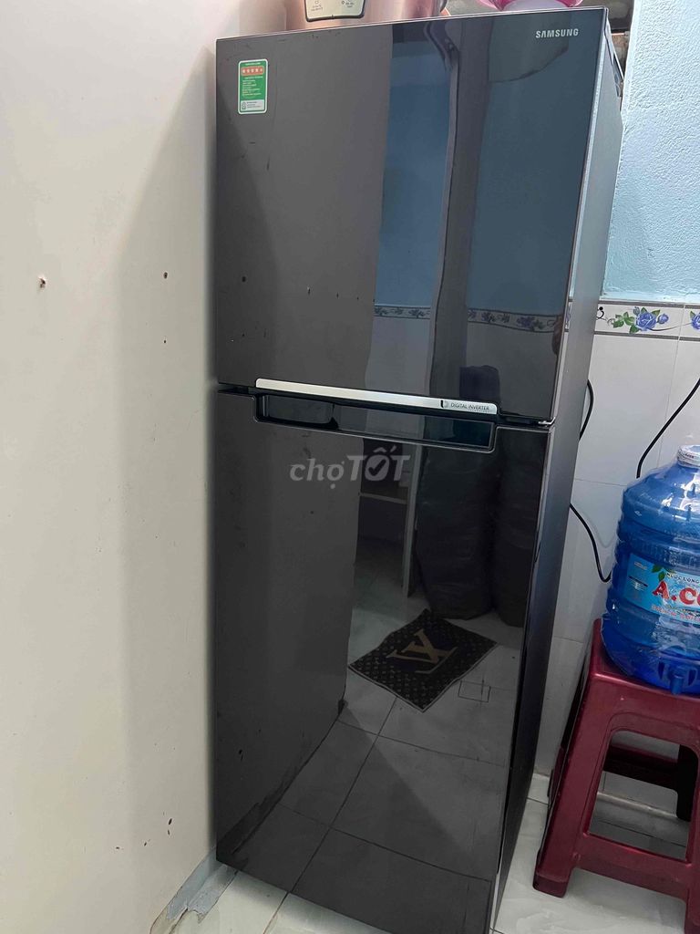 Tủ lạnh Samsung 243L Đen. Mua bán Tủ lạnh tại Huyện Hóc Môn Tp Hồ Chí Minh được đăng bởi Bảo Bảo hình 1