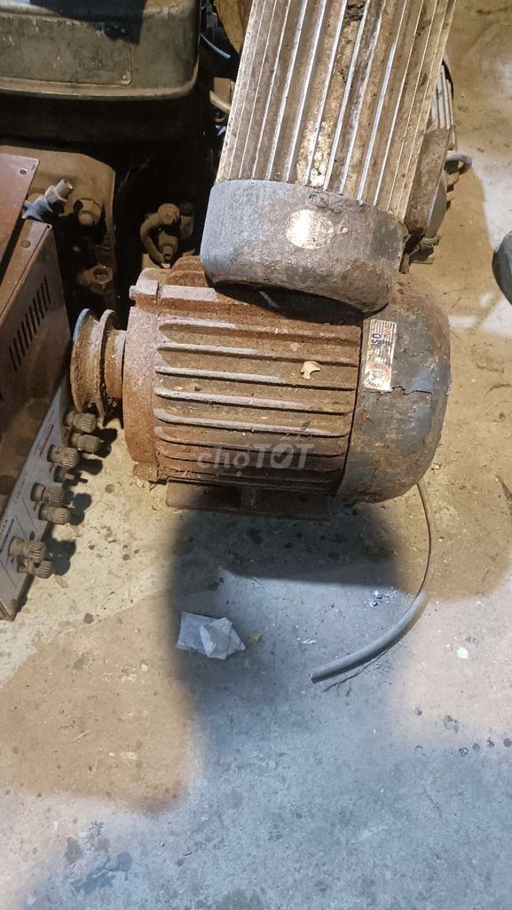 Mô tơ điện VTC 1hp Đã qua sử dụng. Mua bán Đồ chuyên dụng, Giống nuôi trồng tại Thành phố Sóc Trăng Sóc Trăng được đăng bởi Phế Liệu Lâm Vân hình 1