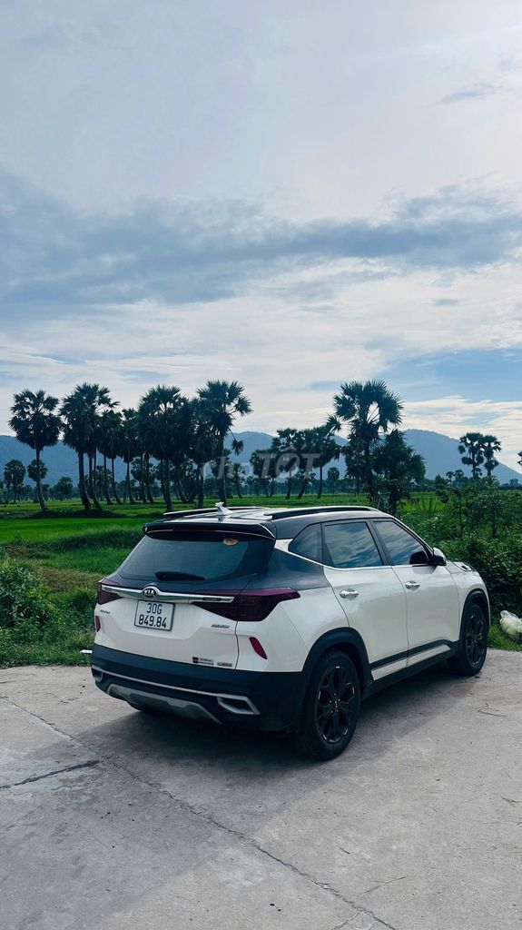 Kia Seltos 2020 Premium 85000 km. Mua bán Ô tô tại Quận Đống Đa Hà Nội được đăng bởi Quyết Chelsea hình 4