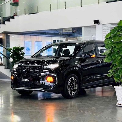 Hyundai Custin 1.5T Cao cấp Đen