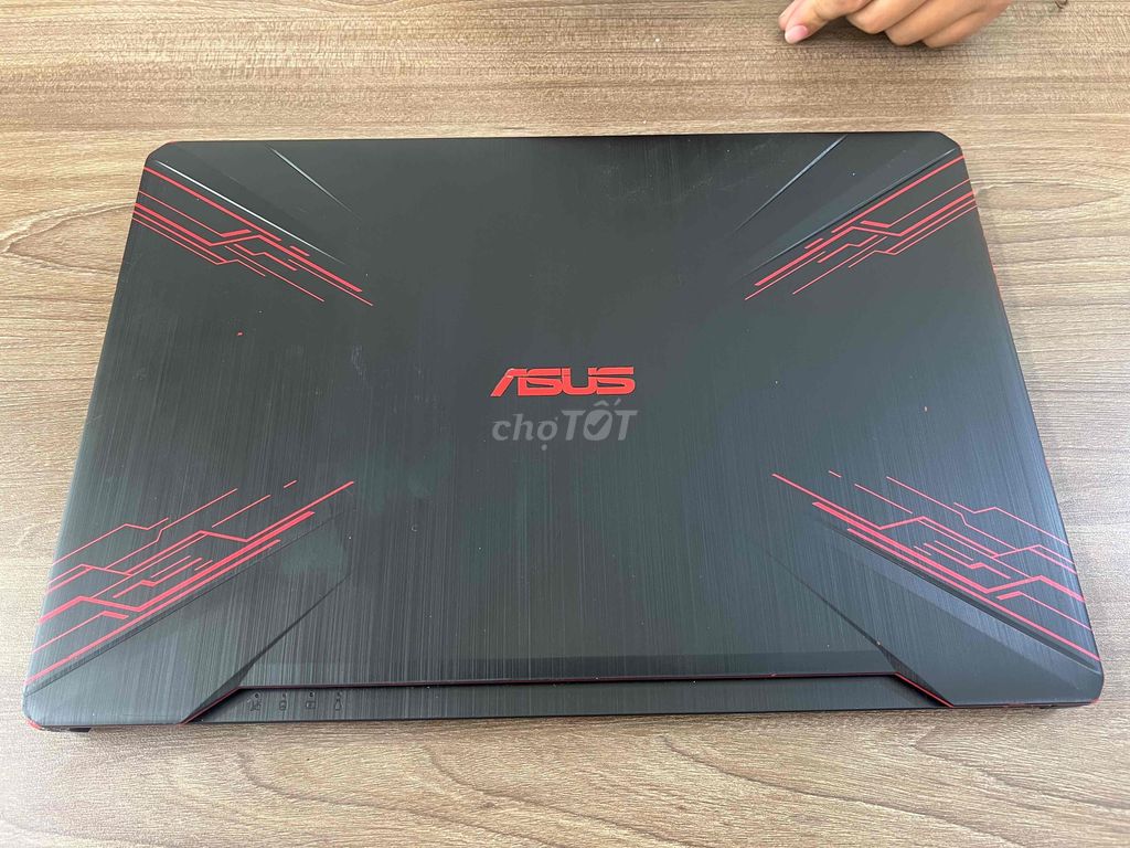 Laptop Gaming Asus FX504G Đỏ