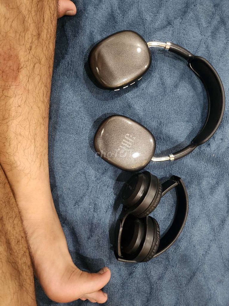 Tai nghe chụp tai JBL Xám Đã sử dụng. Mua bán Tivi, Âm thanh tại Thành phố Huế Thừa Thiên Huế được đăng bởi Quang Minh hình 1