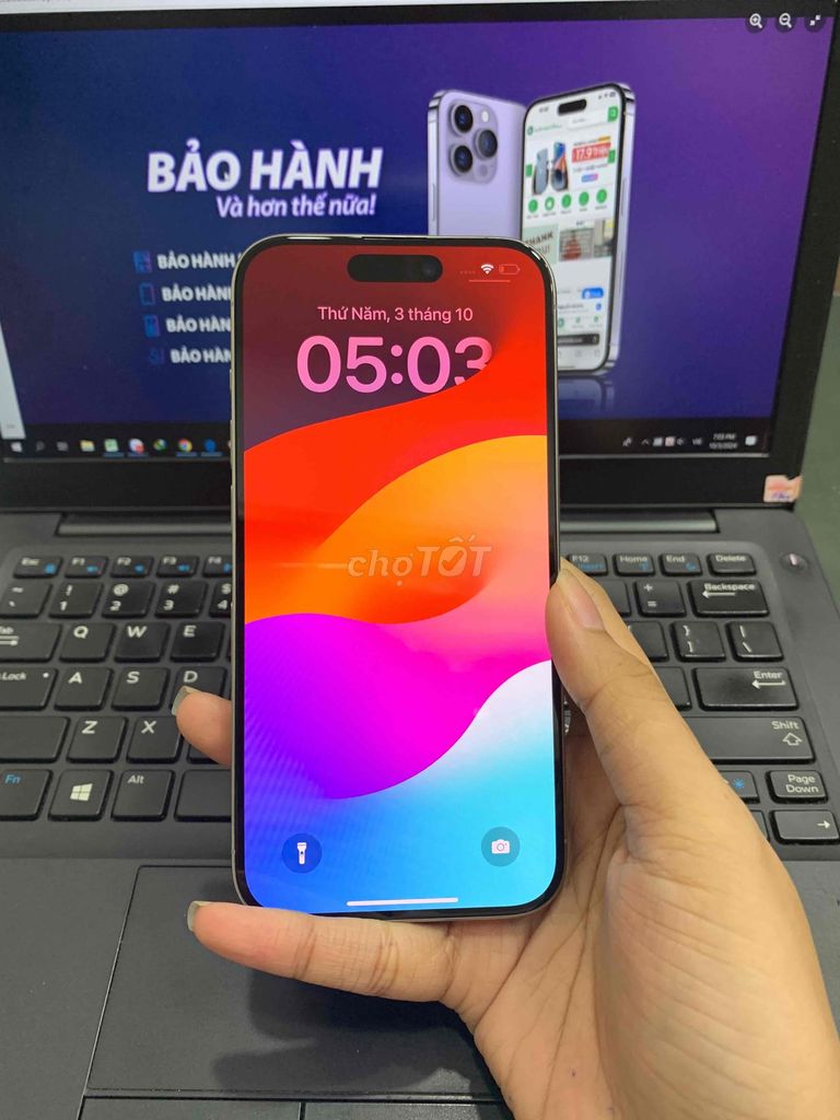 Khách đổi thanh lý giá tốt  IP15 Pro Màu titan