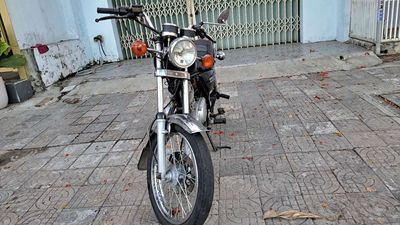 Suzuki GN màu Đen