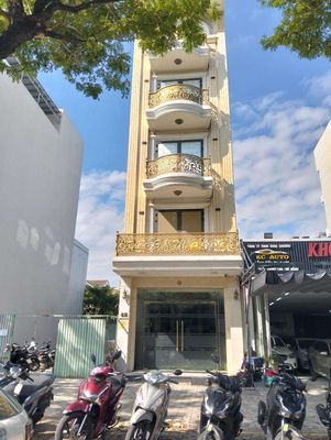 Аренда · 8 комн. · 100 м² · Quận Cẩm Lệ, ул. Đường Nguyễn Phước Lan