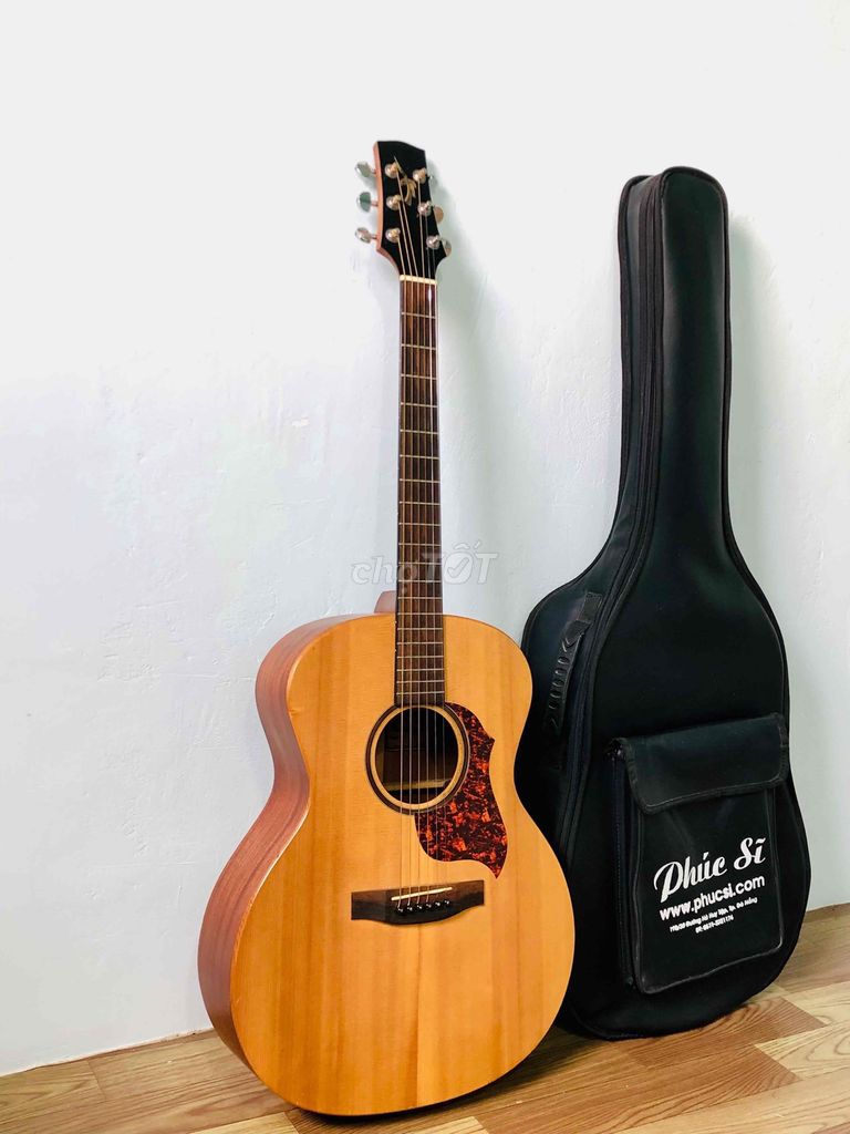 Guitar Thuận AT-01 giá mới 3tr bán lại 1tr6