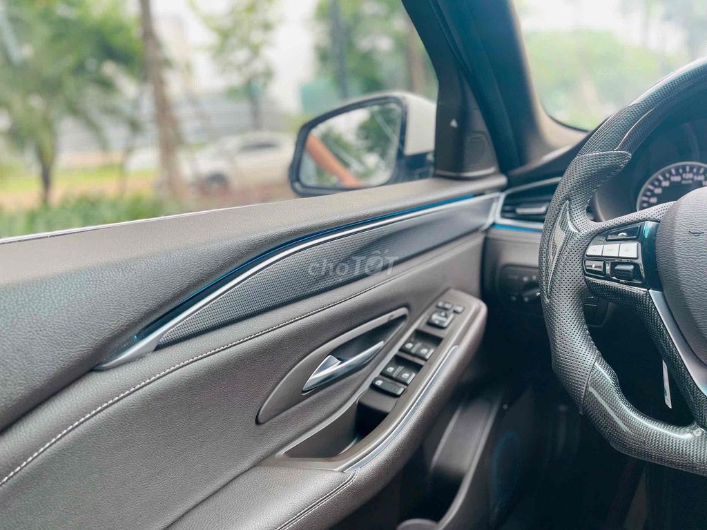 VinFast Lux A2.0 2020 Plus 2.0 AT - 50000 km
