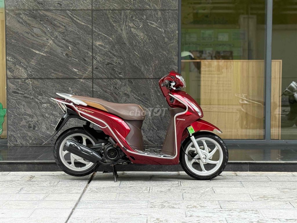 Vision smartkey 2021 Đỏ Đô cực mới ạ xe Nguyên zin. Mua bán Xe máy tại Quận Ba Đình Hà Nội được đăng bởi Xe Máy Nam Thi hình 3