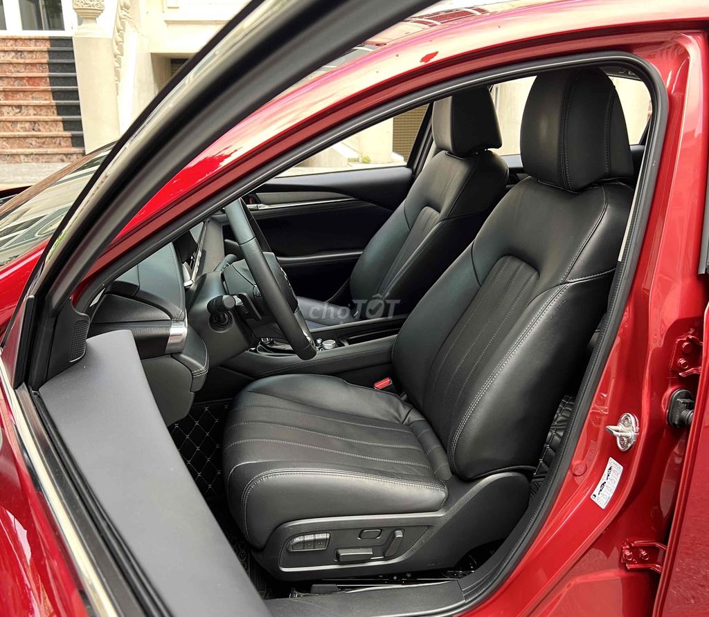 Mazda 6 2022 Mazda 6 2.0L Premium - 30000 km. Mua bán Ô tô tại Quận Bình Thạnh Tp Hồ Chí Minh được đăng bởi Dương Quốc Việt hình 10