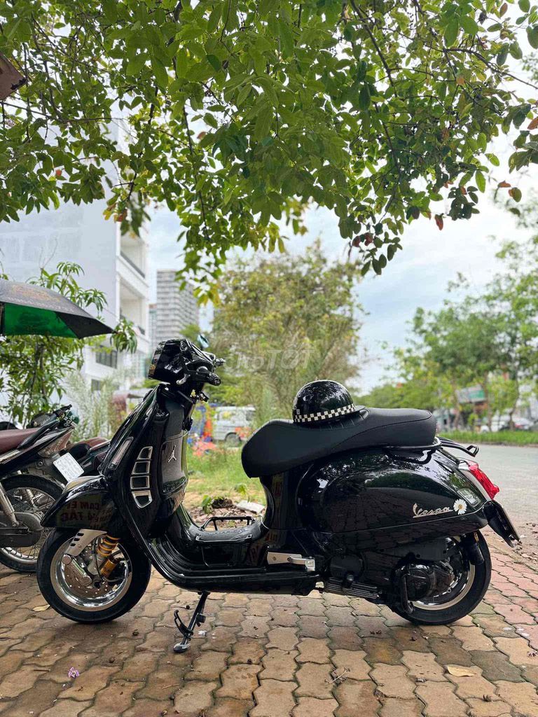 Piaggio Vespa GTS Super Sport 2019 Đen. Mua bán Xe máy tại Thành phố Thủ Đức Tp Hồ Chí Minh được đăng bởi TRỊNH QUỐC BẢO hình 1
