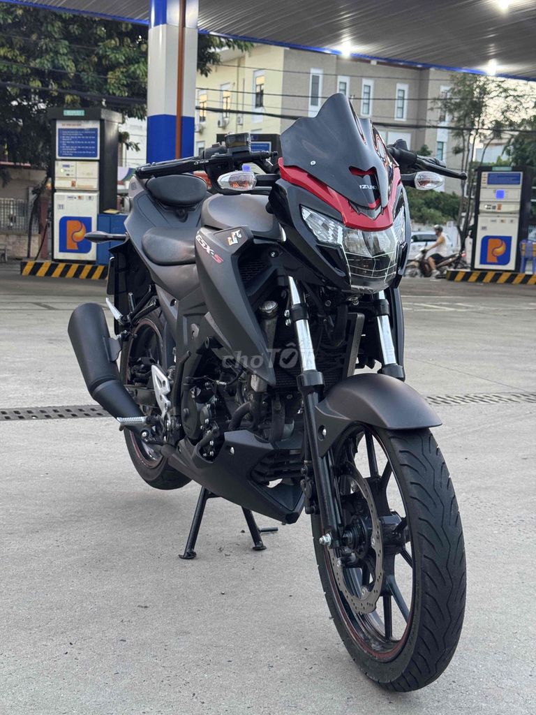 Suzuki GSX 150 dk 2018 . xe siêu cọp .. Mua bán Xe máy tại Quận Cẩm Lệ Đà Nẵng được đăng bởi 153 Đường 2 tháng 9 Hoà cường Tp Đà Nẵng  hình 3