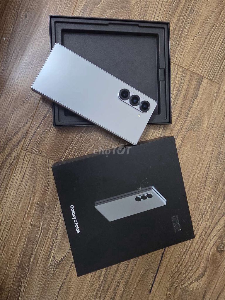 Samsung Z Fold 6 Bạc Đã sử dụng. Mua bán Điện thoại tại Quận Cầu Giấy Hà Nội được đăng bởi Nguyễn Quyền hình 1