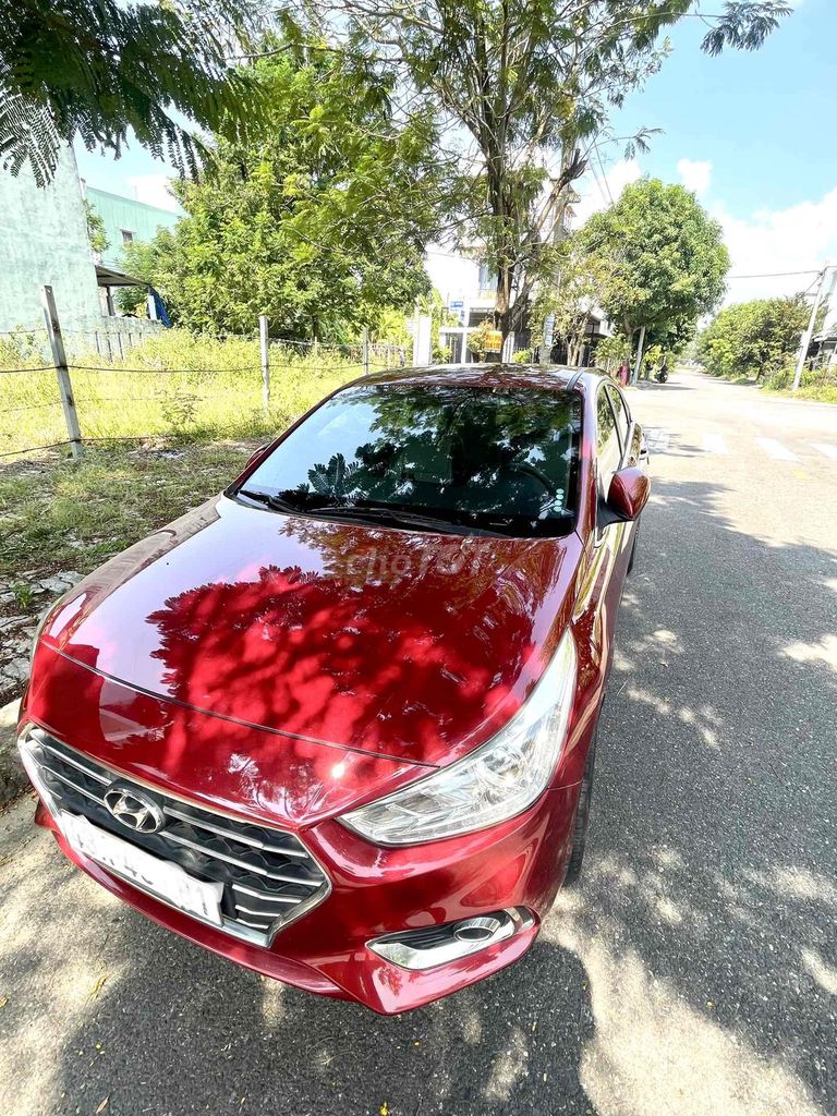 Специальное предложение Hyundai Accent 2018, красный, 45 000 км