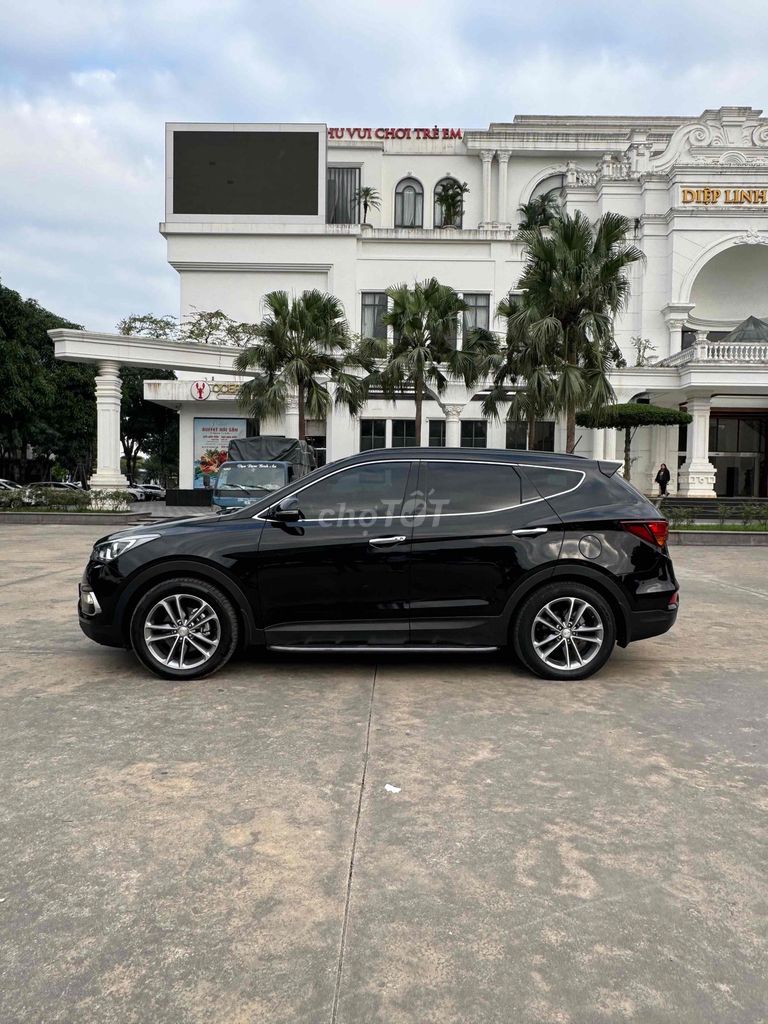 Hyundai SantaFe màu Đen. Mua bán Ô tô tại Huyện Đông Anh Hà Nội được đăng bởi vương văn chung  hình 10