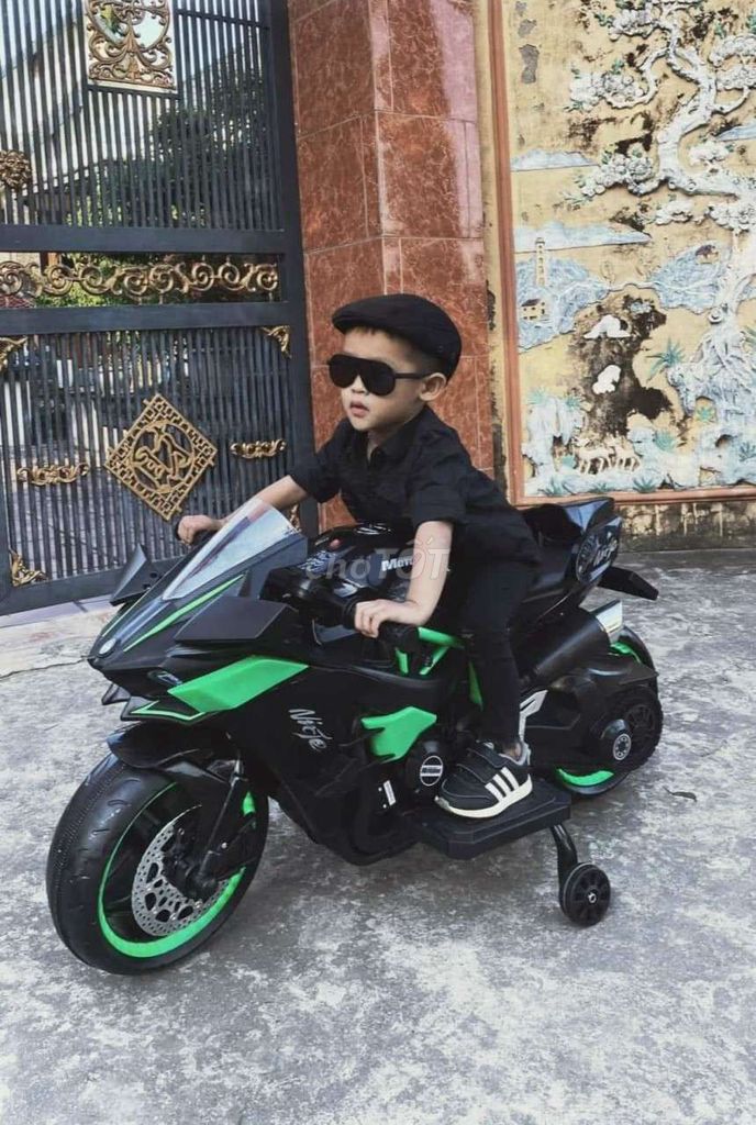 Xe mô tô cao cấp cho bé, xe mô tô điện trẻ em