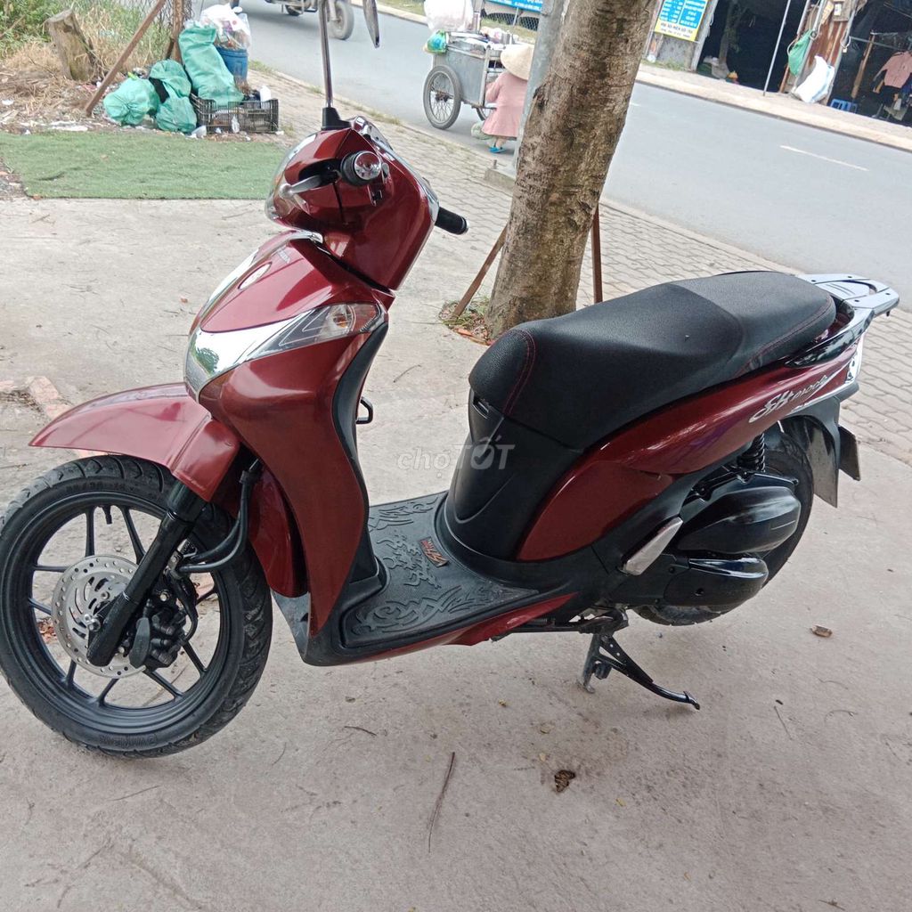 Honda SH Mode 125 2014 Đỏ chính chủ kí giấy. Mua bán Xe máy tại Huyện Bình Chánh Tp Hồ Chí Minh được đăng bởi minh tuấn  hình 4