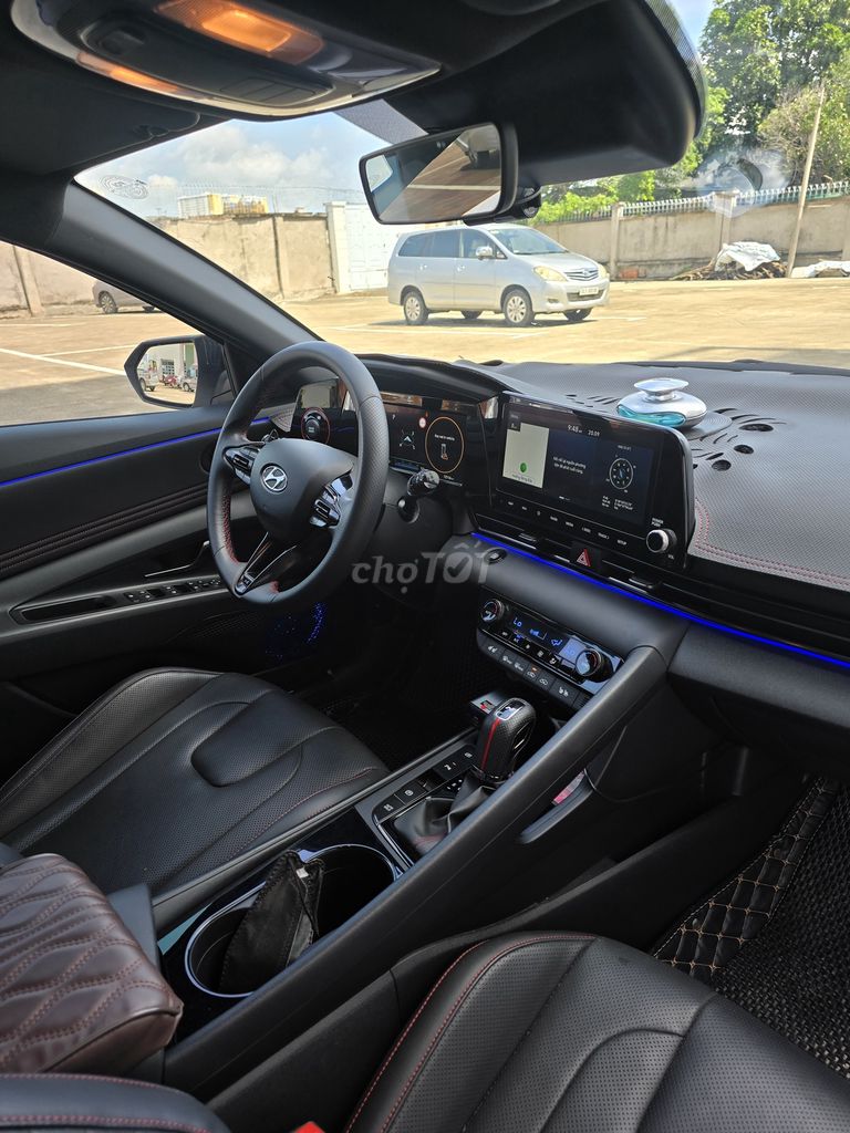 Hyundai Elantra 2023 N-Line 1.6 Turbo AT -12000 km. Mua bán Ô tô tại Quận 8 Tp Hồ Chí Minh được đăng bởi Nguyễn bình Long  hình 13