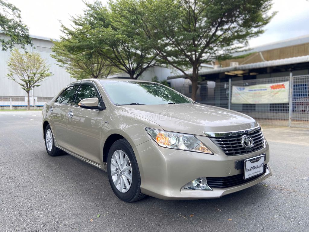 Toyota Camry 2014 2.0E - 90000 km