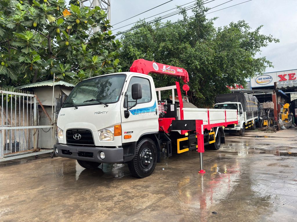 Xe Tải Hyundai Mighty W11xl Gắn Cẩu Unic 3 Tấn. Mua bán Xe tải, xe ben tại Thành phố Thuận An Bình Dương được đăng bởi Ngọc Minh hình 3