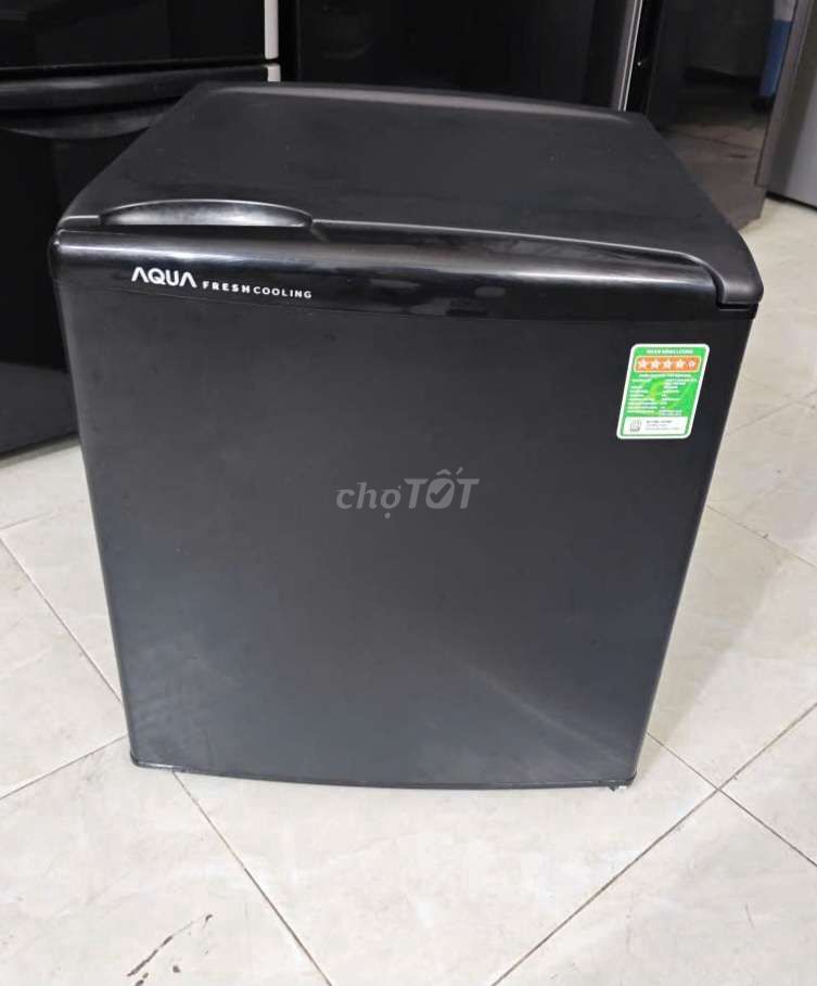 Tủ lạnh mini Aqua AQR-D59FA(BS) Đen mới 99%. Mua bán Tủ lạnh tại Quận Cầu Giấy Hà Nội được đăng bởi Thành Trung Cát hình 1
