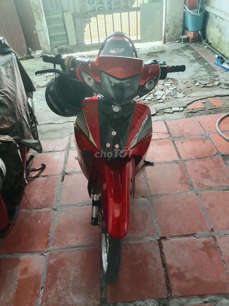 Yamaha Xe máy màu Đỏ. Mua bán Xe máy tại Thành phố Thủ Đức Tp Hồ Chí Minh được đăng bởi Sơn Kelvin hình 2