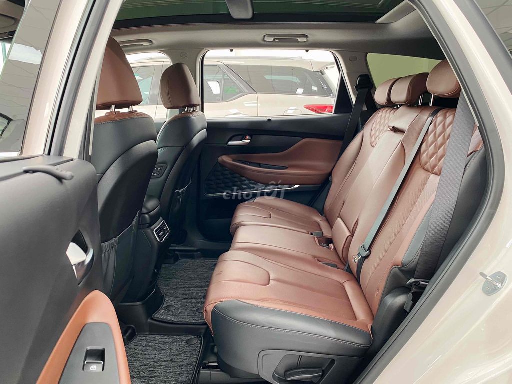 Hyundai Santa Fe 2024 Cao cấp 2.5L HTRAC - 4500 km. Mua bán Ô tô tại Thành phố Thủ Đức Tp Hồ Chí Minh được đăng bởi Quốc Nhẫn hình 5