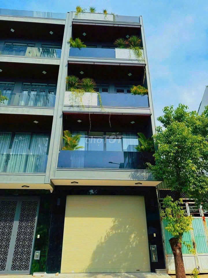 Аренда · 5 комн. · 77 м² · Quận 3, ул. Võ Thị Sáu