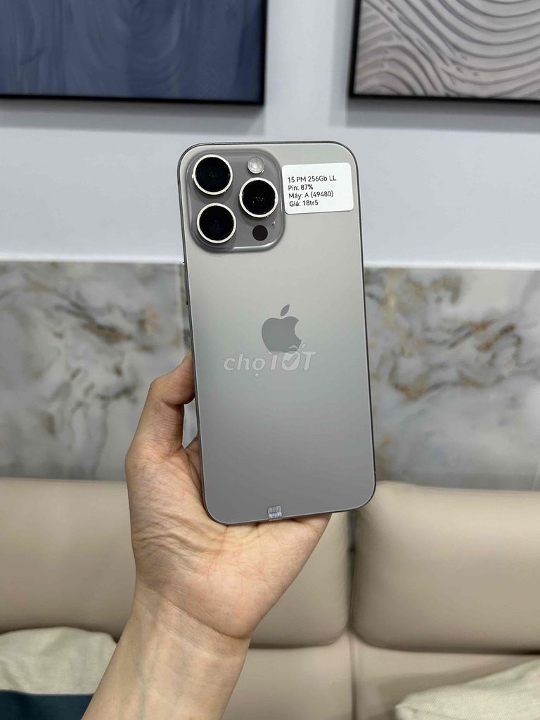 Apple iPhone 15 Pro Max 256GB Tự Nhiên Zin Ốc Đẹp. Mua bán Điện thoại tại Huyện Hóc Môn Tp Hồ Chí Minh được đăng bởi SIRI STORE HCM hình 1