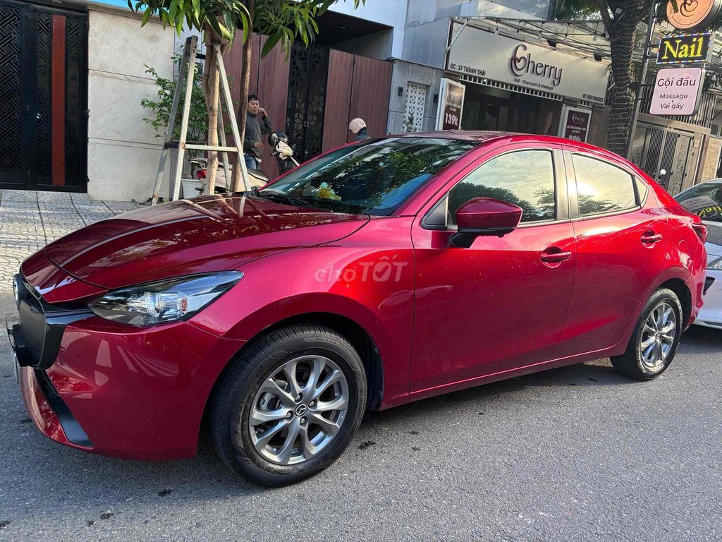 Mazda 2 2023 красный пробег до 20 тыс. км