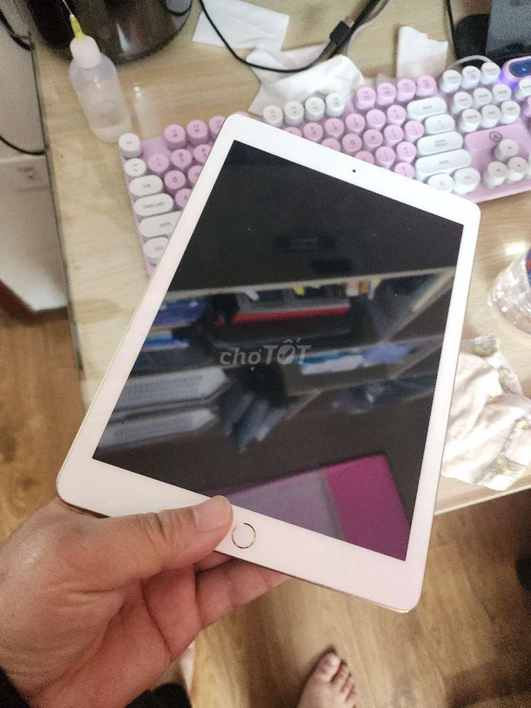 iPad Gen 5 32GB Quốc tế 4G