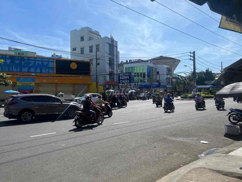 Cho Thuê Nhà Mặt Tiền Bình Tiên Đoạn Ngay Vòng Xoay Phạm Phú Thứ