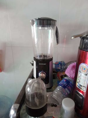 Máy xay sinh tố Sunhouse như hình.. Mua bán Bếp, lò, đồ điện nhà bếp tại Quận Bình Tân Tp Hồ Chí Minh được đăng bởi lâm phong