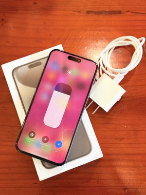 Cần bán iphone 15 promax 256gb màu đen bản QT. Mua bán Điện thoại tại Quận 12 Tp Hồ Chí Minh được đăng bởi Khả Như