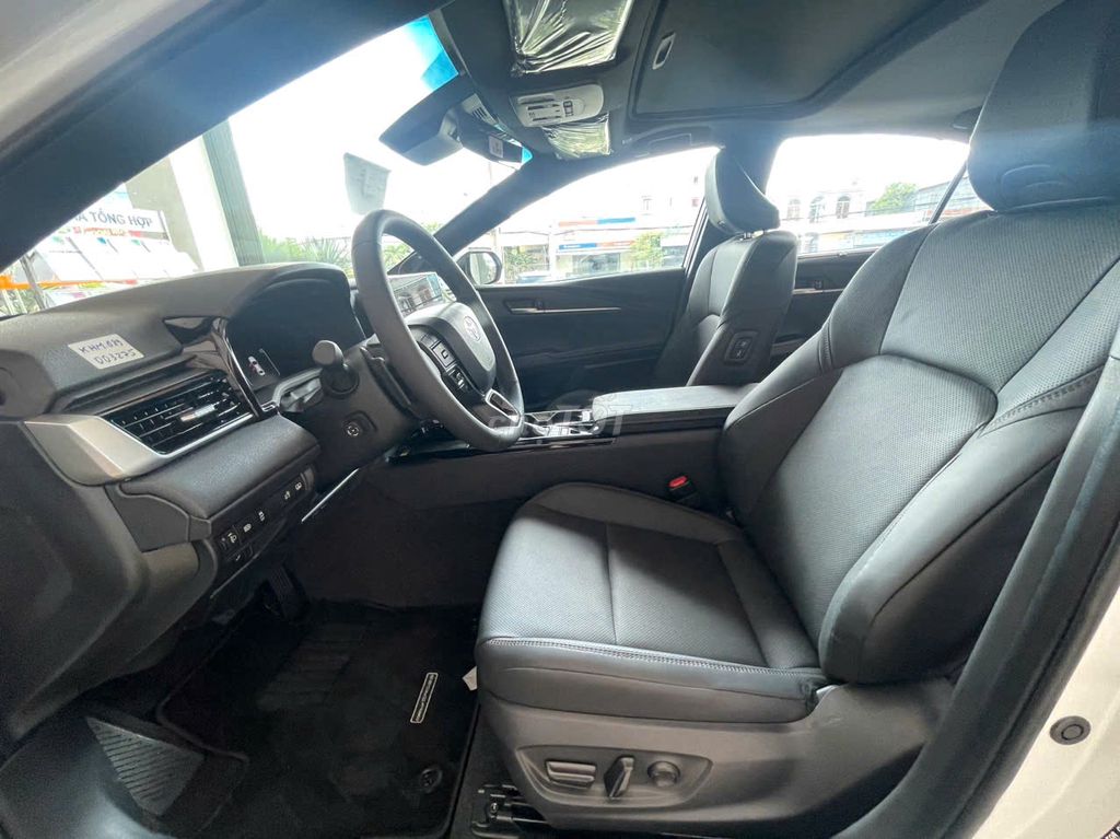 Toyota Camry 2025 2.5HEV MID 2025 giá 1.310 triệu. Mua bán Ô tô tại Huyện Bình Chánh Tp Hồ Chí Minh được đăng bởi TRANGTRAN TOYOTA AN THÀNH hình 2
