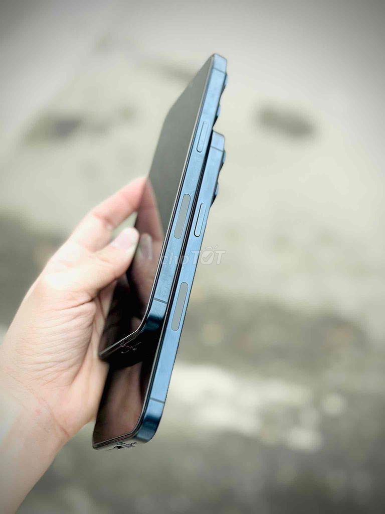 Apple iPhone 15 Pro Max 512GB Xanh Titan. Mua bán Điện thoại tại Thành Phố Bắc Kạn Bắc Kạn được đăng bởi NQ Linh hình 1