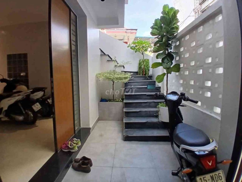 Đỗ Nhuận - Văn Cao Nhà 70 m2 , Kinh Doanh Đỉnh ,ở sướng , giá chốt đẹp