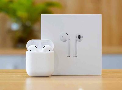 Tai nghe Airpods 1 fullbox chuẩn chính hãng. Mua bán Tivi, Âm thanh tại Thành phố Thủ Đức Tp Hồ Chí Minh được đăng bởi Diễm Diễm