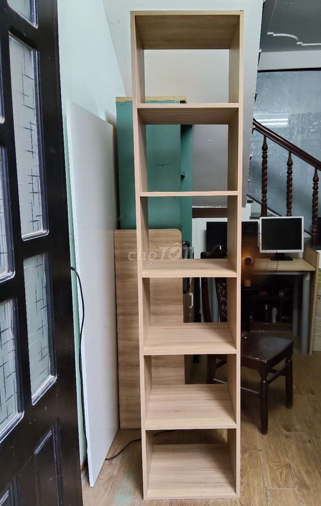 Kệ gỗ cao 2m mới 90%