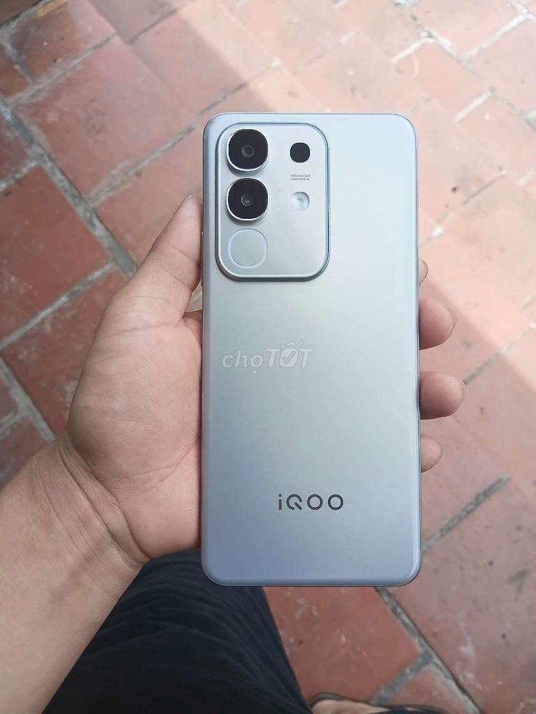 iQOO Z10X 8GB/128GB Titan. Mua bán Điện thoại tại Huyện Hưng Hà Thái Bình được đăng bởi Đức Toiii hình 1