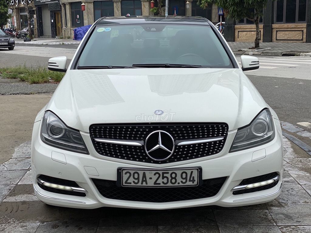 0942586169 - Mercedes Benz C200 2011 form 2012