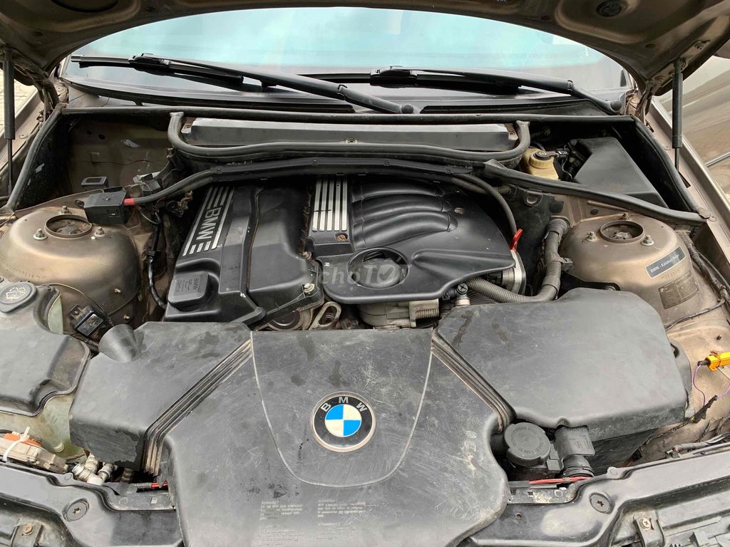 Em cần bán BMW 318 2.0 bản sport máy số đại chất. Mua bán Ô tô tại Quận Hà Đông Hà Nội được đăng bởi Vạn Phúc hình 10