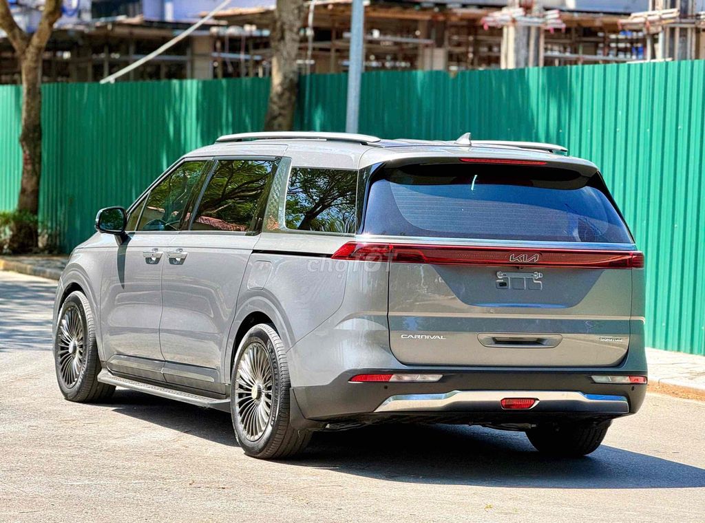 Kia Carnival Signature 2.2D sản xuất 2023. Mua bán Ô tô tại Quận Hà Đông Hà Nội được đăng bởi A Huan  hình 5