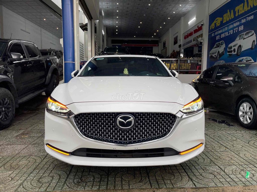 Mazda 6 2022 Signature Premium 2.5 AT - 17000 km. Mua bán Ô tô tại Huyện Đức Trọng Lâm Đồng được đăng bởi SALON ÔTÔ HOÀ THẮNG  hình 1