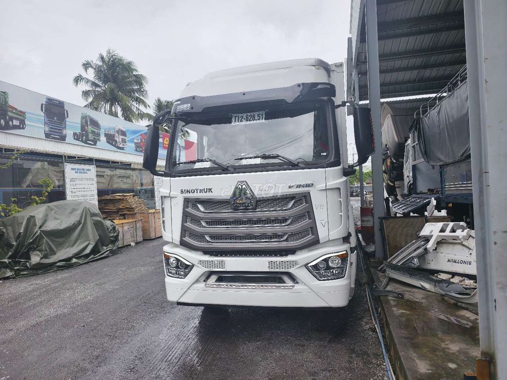 Xe tải Howo 4x2 8 tấn Thùng kín nhập khẩu dài 9,9m. Mua bán Xe tải, xe ben tại Thành phố Biên Hòa Đồng Nai được đăng bởi Howo vimid hình 3