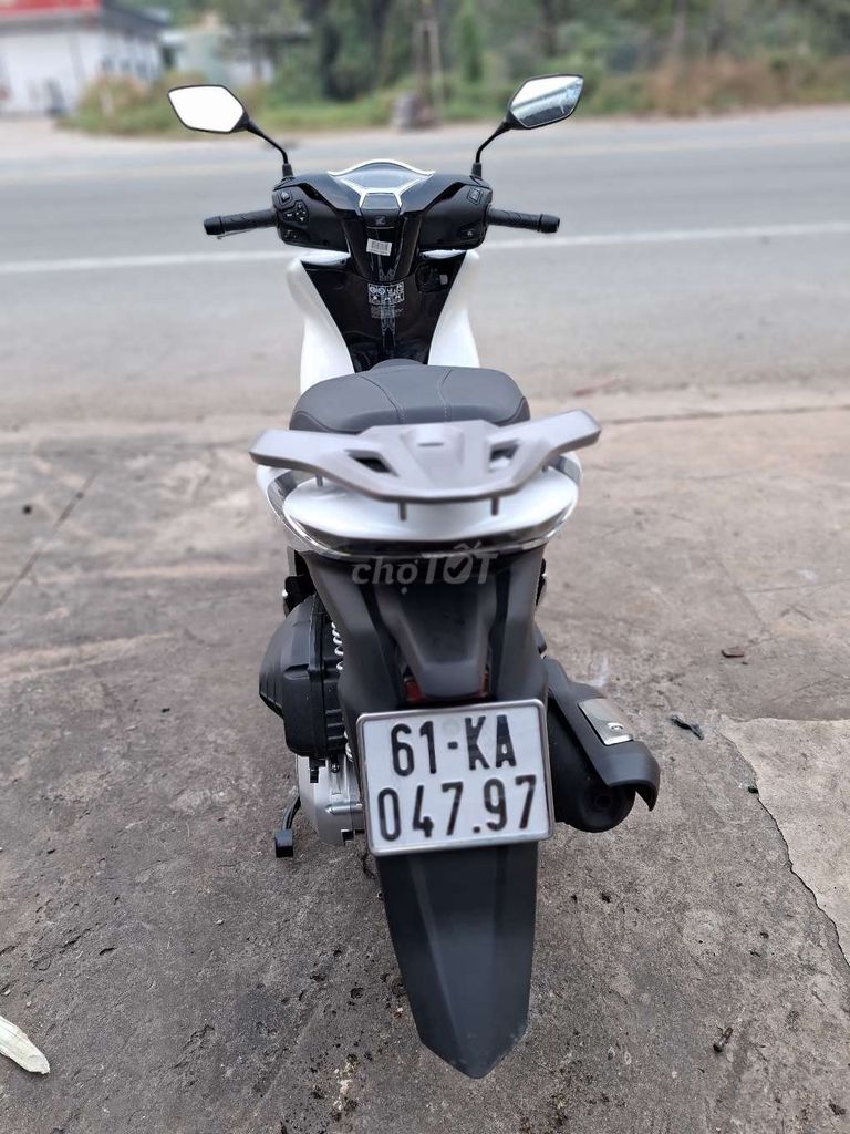 Xe chính chủ xe mới 99%. Mua bán Xe máy tại Thị xã Bến Cát Bình Dương được đăng bởi mai yeu hình 5