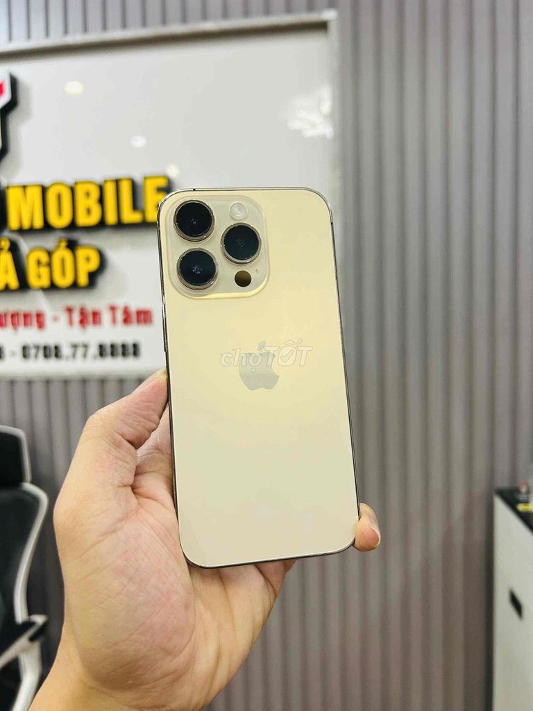 Apple iPhone 14 Pro 256GB Vàng. Mua bán Điện thoại tại Quận Liên Chiểu Đà Nẵng được đăng bởi Hoàng Tú Mobile hình 1